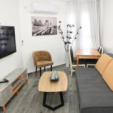Rina Vacation Apartment Tiberias Exterior foto